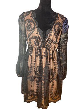 Boohoo Black Lace Overlay Mini Dress With Long Sheer Sleeves & Nude Lining Size